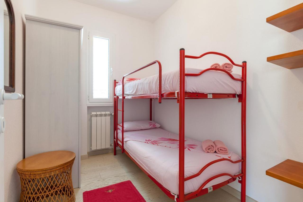 Holiday Home Duje Traù Esterno foto